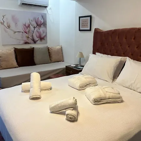 Airport Luxury * Artemida (Attica)